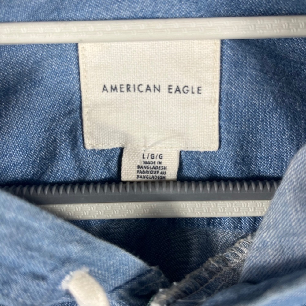 American Eagle Hooded Shirt Mens Large Blue Chambray Denim Button Up - Picture 4 of 8
